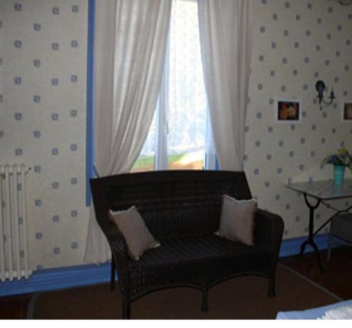 Apartmán Bonnefontaine, Meubles De Tourisme Rimogne Exteriér fotografie